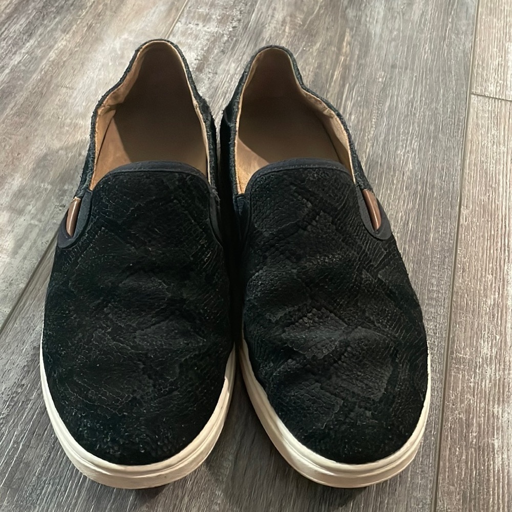 OluKai Pehuea Black Casual Slip On Sneakers Women's Size 6.5 Folding Heel